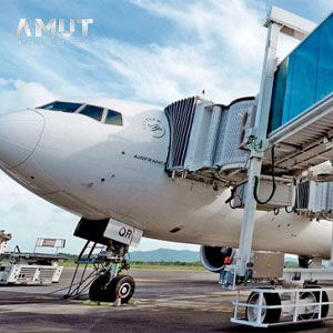 The-world's-strictest-and-strangest-airport-rules-min